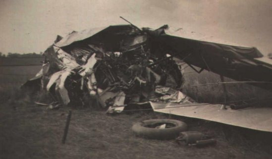 A more serious Atlas accident at Grantham in 1931. Luckily the pilot jumped clear!