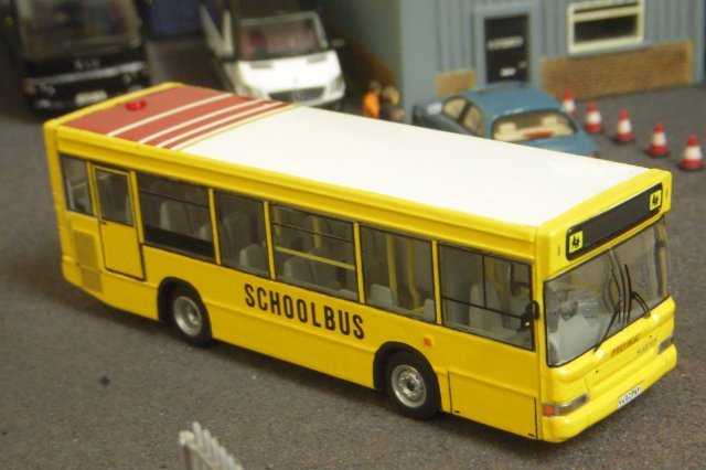 Meanwhile, school was back in for VU 02 PKY, an ex Dublin Bus Eirrean Dennis Dart with Plaxton Mini Pointer bodywork, still bearing the red roof stripes of its former owner.  Such markings are often retained by secondary and tertiary owners as modern Health and Safety protocols make bus roof painting expensive and difficult.