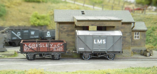 Dydley Junction was built as a club layout designed to allow the through running of realistic length trains, a station, goods yard and engine servicing facilities, the ability to justify two railway companies and two trains running at once - all in a space of 4' x 2' 6" courtesy of two PECO live frog double slips!  The layout was in fact set near the Welsh border somewhere south west of Birmingham with a single track secondary main line and branch, either of which could belong to the GWR or LMS.