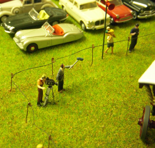 A full description of this exciting diorama can be found on the Herefordshire section of this website, but over the October weekend at St Margaret's Hall Vincent added members of the Noch camera team filming the vintage traction engines in the show arena as well as interviewing the Pink Ladies and their matching Chevrolet Bel Air.