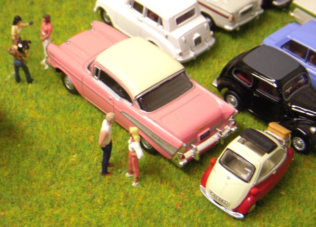 A full description of this exciting diorama can be found on the Herefordshire section of this website, but over the October weekend at St Margaret's Hall Vincent added members of the Noch camera team filming the vintage traction engines in the show arena as well as interviewing the Pink Ladies and their matching Chevrolet Bel Air.