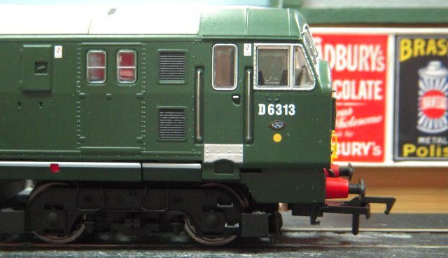 Classic British diesel locomotives - and an impressive line up of London Midland AC electrics - detailed to an extremely high standard dominated the now-traditional modelling displays at St Margaret's Hall although, as Roger Webb was keen to demonstrate on the test track outside Universal Works, ready-to-run manufacturers such as Heljan are rapidly improving the specification of such products as the North British Type 2  D6313.  It is hoped that these diverse and short-lived B-Bs will return along with a range of other Western Region diesel hydraulics to a future display for the Cheltenham GWR Modeller's Group Exhibitions.