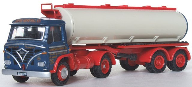 Foden were the first British manufacturer to offer tilt cabs on heavy lorries in 1962, with the introduction of the S24, identifiable by its oblong headlamps, single piece windscreen and the absence of a removable front grille. For 1967, a revised version of the S24 was introduced known as the S34 (tilting cab) or S36 (fixed cab). Both had slant mounted headlamps and a slightly deeper windscreen than the original S24 model.