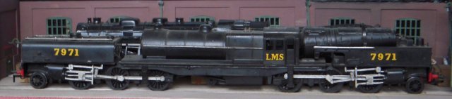 The first articulated Class K1 0-4-0 + 0-4-0 left Beyer Peacock's Gorton, Manchester, factory for Tasmania in 1909 and it was in the same works in April 1927, that the first three 2-6-0+0-6-2 LMS Beyer-Garratts - numbered 4997 to 4999 and designed to provide a tractive effort of 45 620lb - were fitted with straight sided coal bunkers.